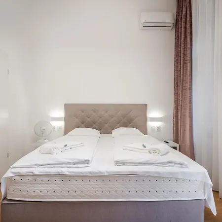 Klauzal Garden City Studio K21 Apartment Budapest