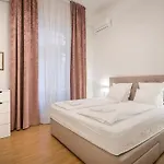 Klauzal Garden City Studio K21 Apartman Budapest